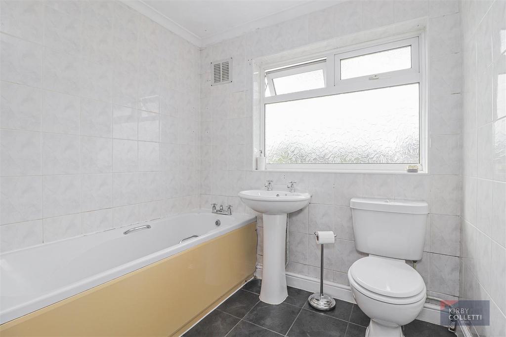 Family bathroom