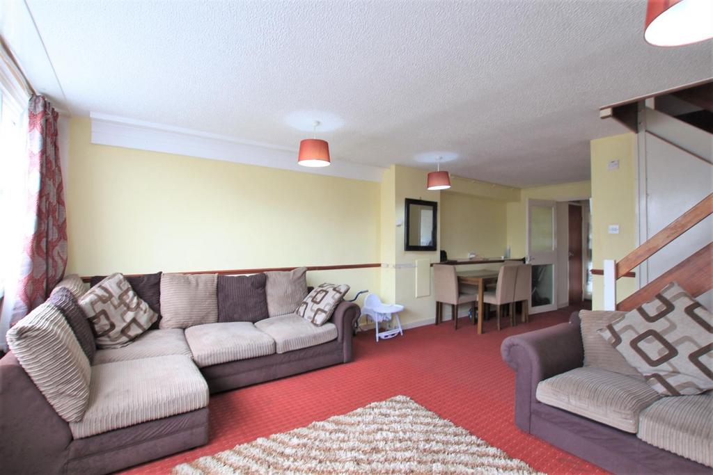 Norman Crescent, Heston TW5 3 bed apartment £240,000