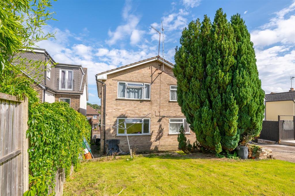 73 Earlswood Road externals-2.jpg