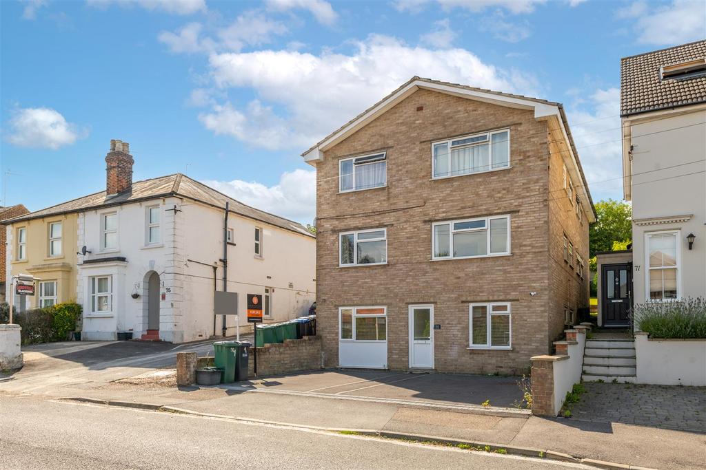 73 Earlswood Road front externals-4.jpg