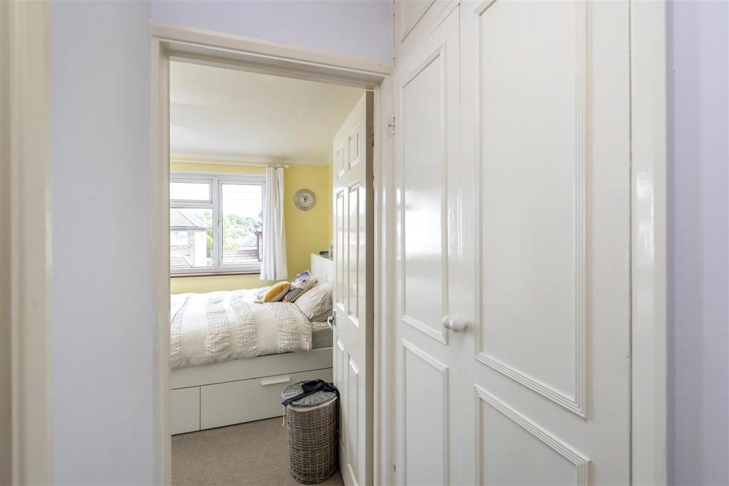 Flat2 73 Earlsbrook Road internals5 3.jpg