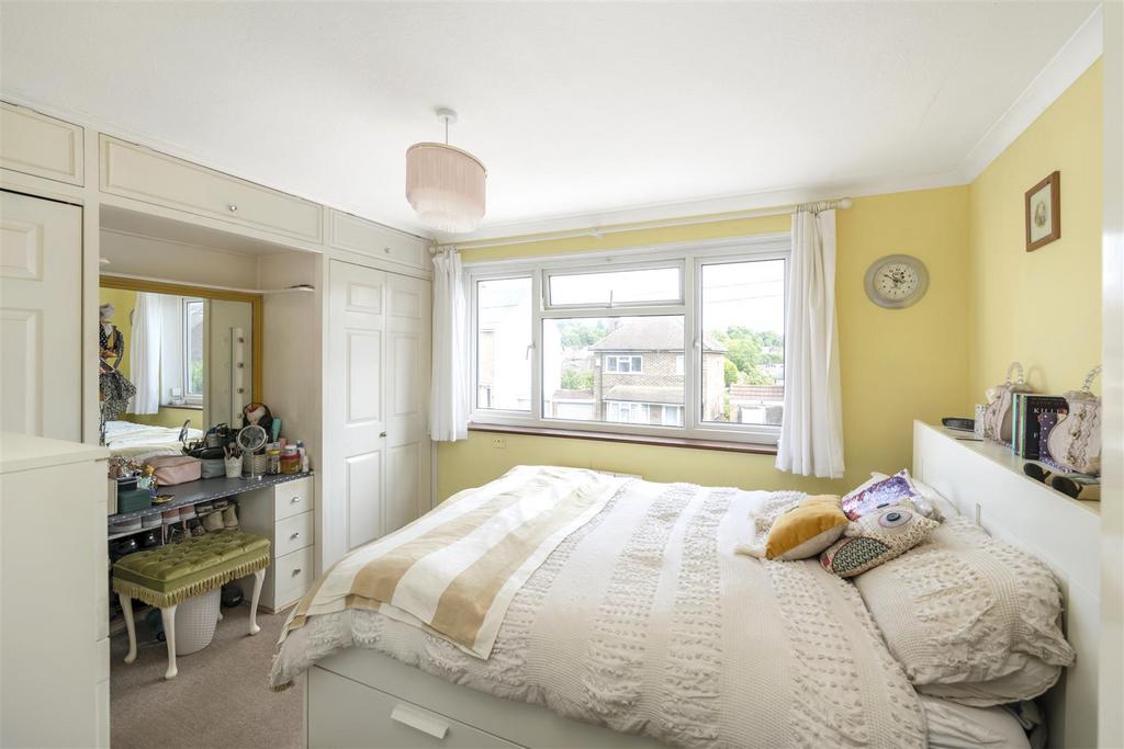 Flat2 73 Earlsbrook Road internals3 3.jpg