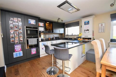 3 Winston Close, Leighton Buzzard, LU7 3DL