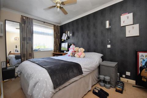 3 Winston Close, Leighton Buzzard, LU7 3DL
