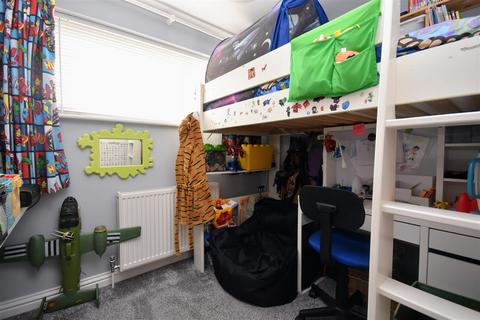 3 Winston Close, Leighton Buzzard, LU7 3DL