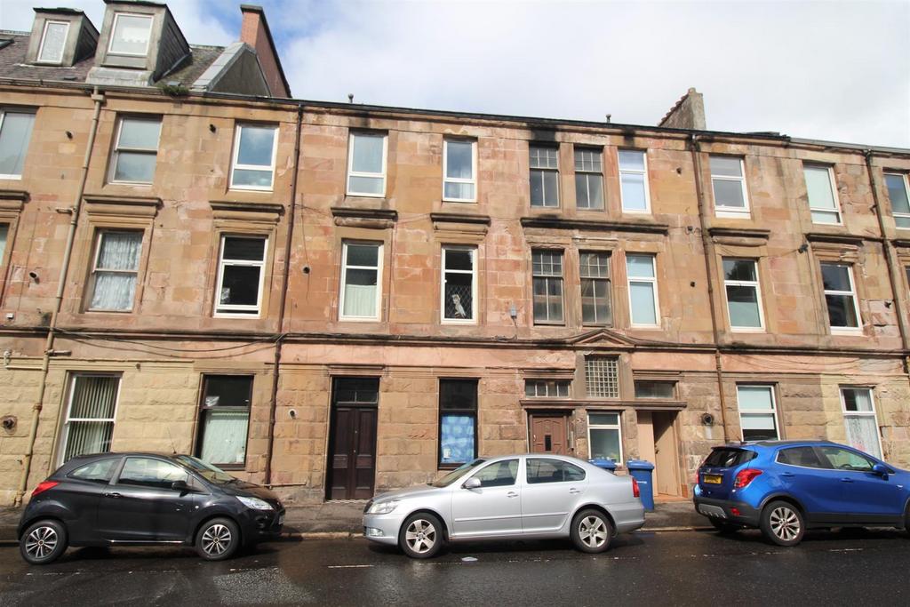 Albert Road, Gourock 2 bed flat for sale £137,000