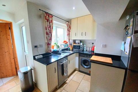4 Crow Meadow, Kingswood, Wotton-under-edge, GL12 8RX