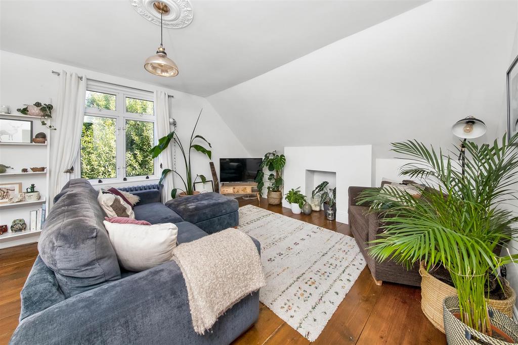 Langley Road, Beckenham 1 bed flat for sale £300,000