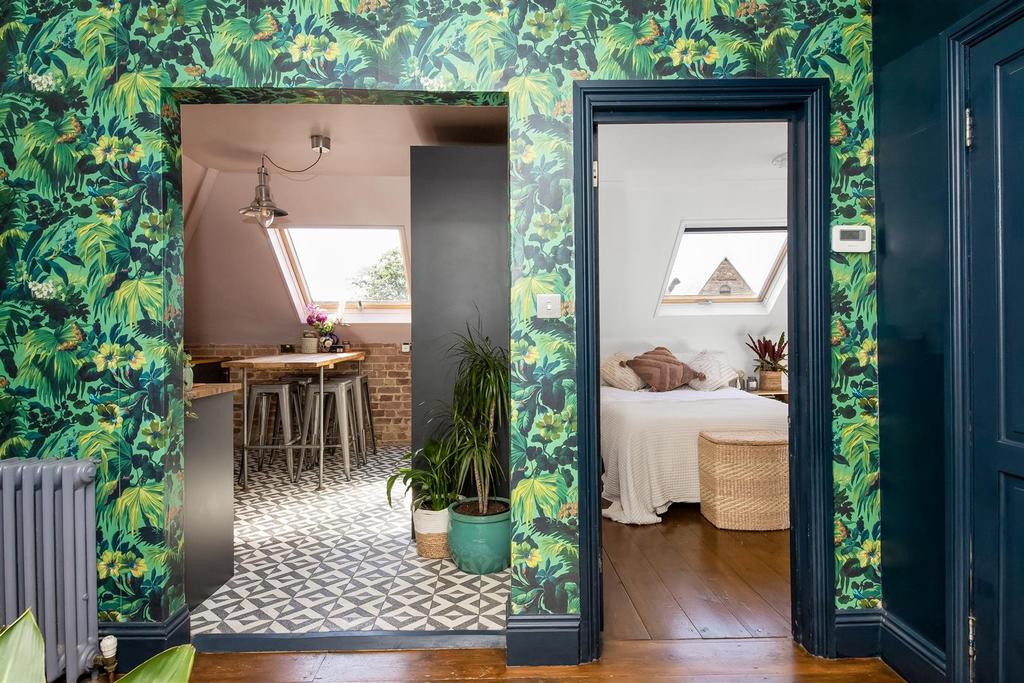 Entrance hall/kitchen/bedroom
