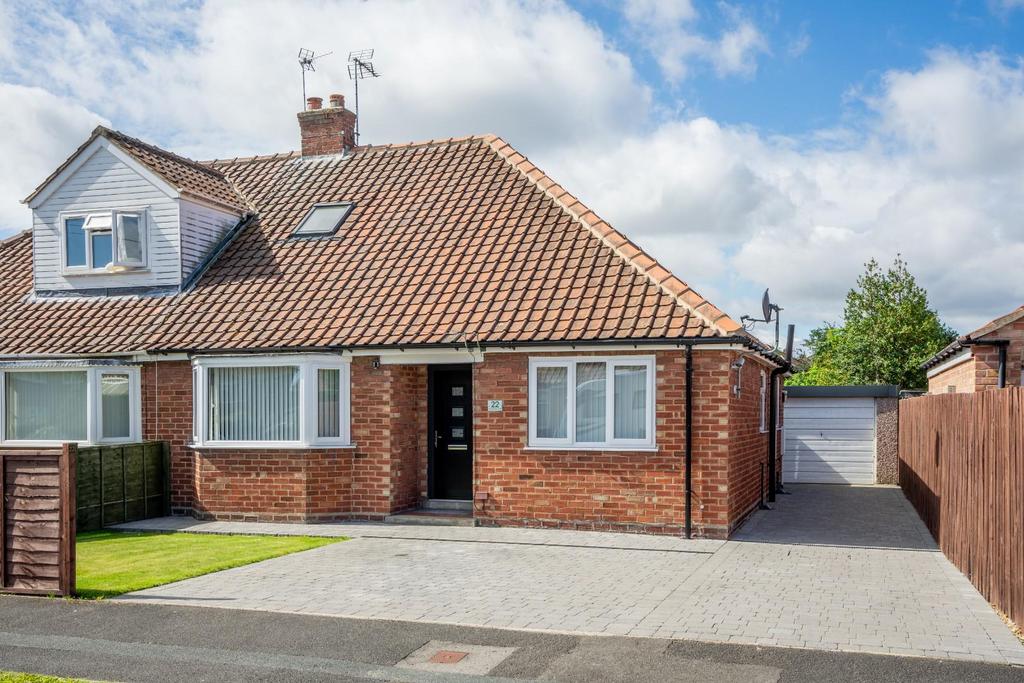 Heslington Croft, Fulford, York 3 bed semidetached bungalow for sale