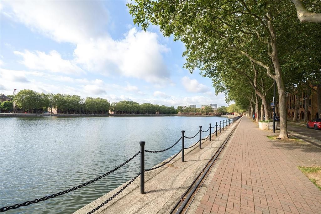 Riverside Walk