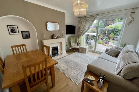 4 bedroom semi-detached house for sale - Neville Road, Darlington