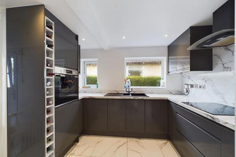 3 bedroom semi-detached house for sale - Burton Road, Rossett, Wrexham