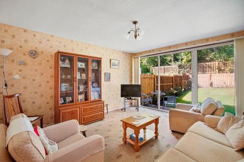 18 Amberley Grove, London, SE26 6DG