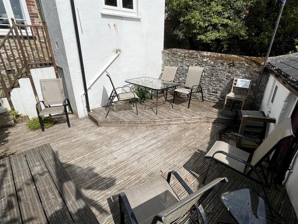 Rear courtyard.jpg