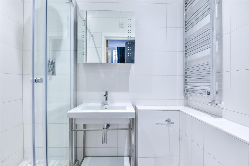 Ensuite