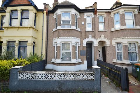 5 bedroom terraced house for sale, Strone Road, E12 6TN