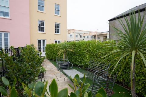 5 bedroom townhouse for sale - The Croft, Tenby