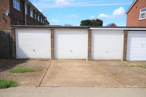 62 Undermill Road, Upper Beeding, Steyning, BN44 3JG
