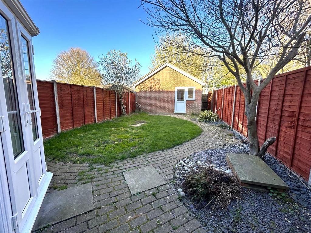 Rear Garden 2.jpeg