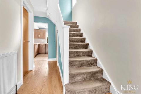 3 Highfield Road, Studley, B80 7RA