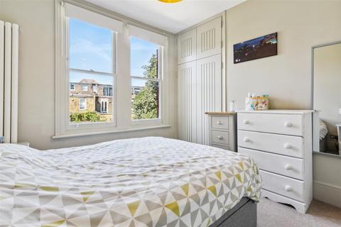 1 bedroom flat to rent - Fairlawn Grove, London