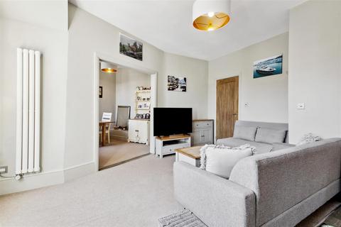 1 bedroom flat to rent - Fairlawn Grove, London