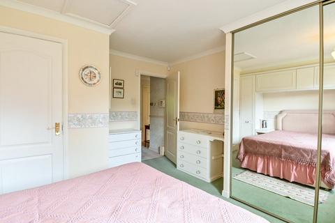 16 Broadlands Rise, Lichfield, WS14 9SF