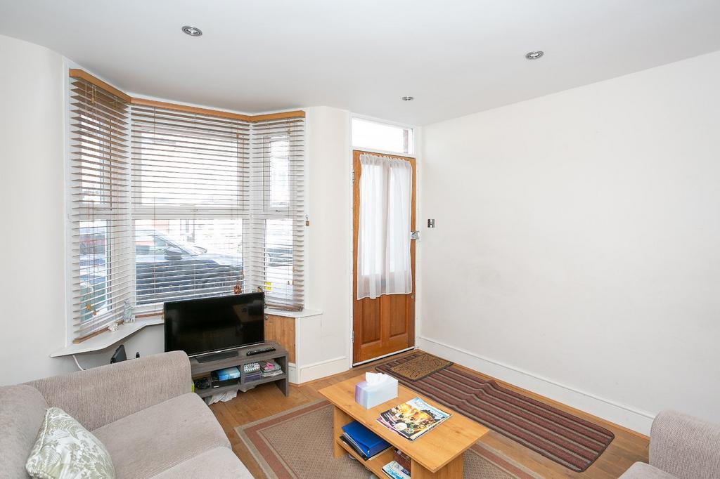 St James Road, Watford, Hertfordshire, WD18 3 bed terraced house for