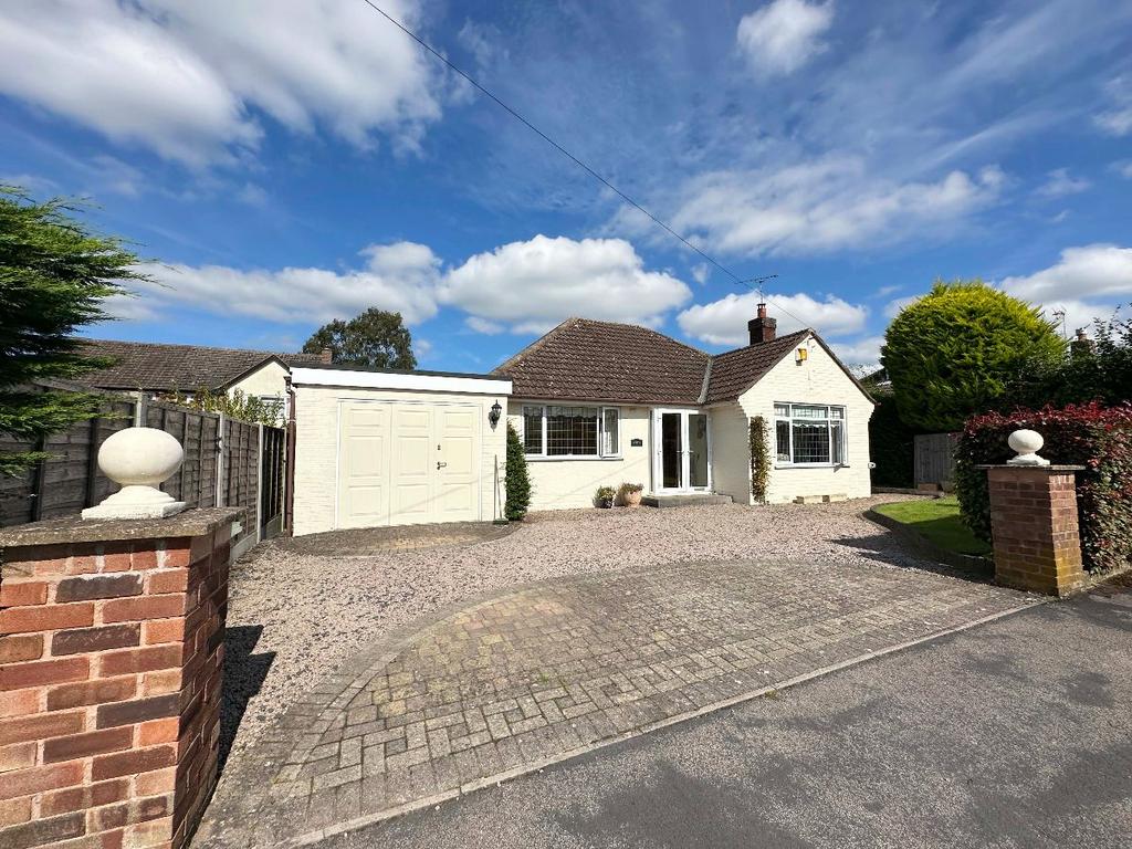 Trevelyan Close, Claverdon, Warwick 3 bed bungalow for sale £600,000