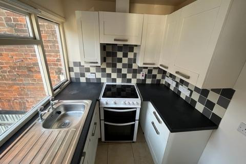 1 bedroom flat to rent, Cross Street, Ryde, Isle Of Wight, PO33