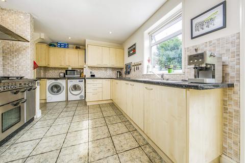 21 Riverside Drive, Richmond, TW10 7QA