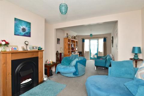 67 Shandon Road, Worthing, BN14 9DX