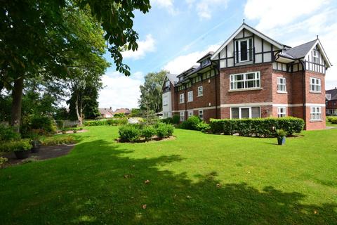 2 bedroom apartment for sale, Woodbury Park, Torkington Road, Hazel Grove, Stockport SK7 4RL