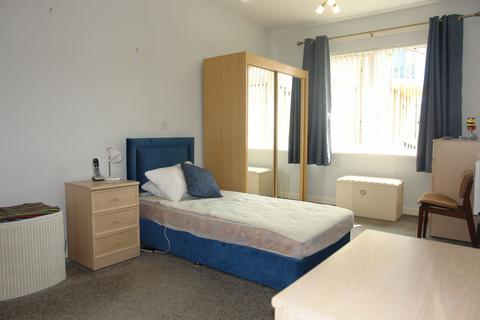 2 bedroom apartment for sale, 109 Sienna Court, Chadderton, Oldham, OL9 0QE