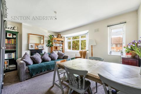 201 Cavendish Avenue, London, W13 0JZ