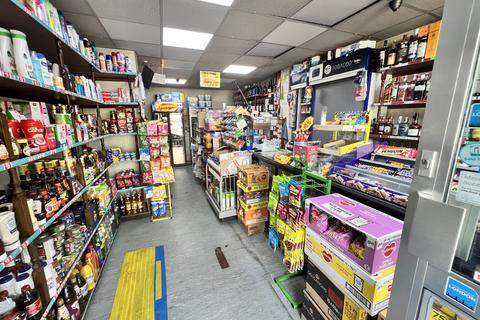 Shop to rent - Standstead Road, Forest Hill, London, SE23