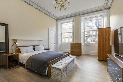 5 bedroom flat to rent - 105P – South Clerk Street, Edinburgh, EH8 9PP