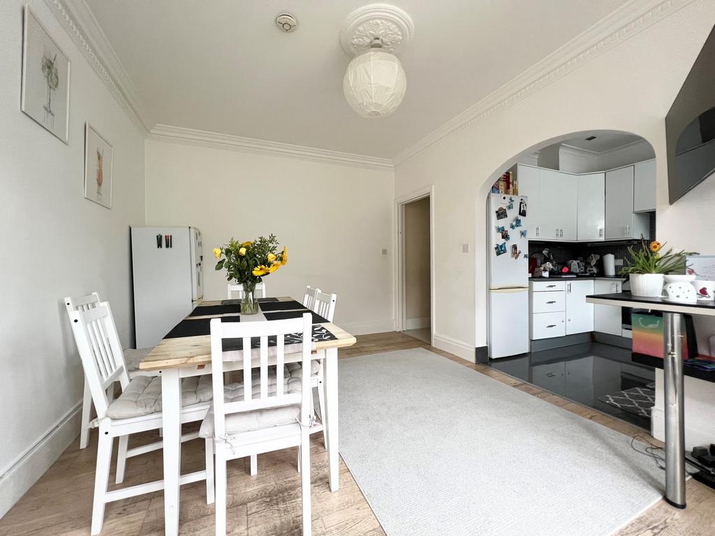 Woodland Way, Winchmore Hill, N21 3 bed semidetached house for sale