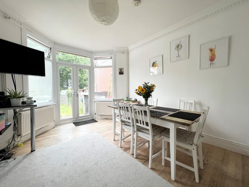 Woodland Way, Winchmore Hill, N21 3 bed semidetached house for sale