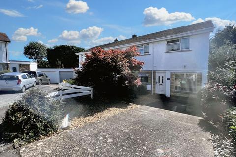 22 Hazledene Close, Barry, CF63 1AW
