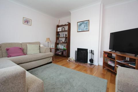 22 Hazledene Close, Barry, CF63 1AW