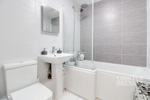 16 Chestnut Road, Vange, Basildon, SS16 4TQ