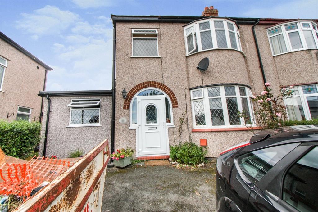 Glyndwr Road, Llysfaen, Colwyn Bay, LL29 8TA 4 bed semidetached house