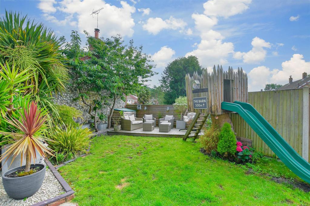Minnis Lane, River, Dover, Kent 4 bed detached house for sale £400,000