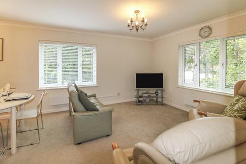2 bedroom apartment for sale - Farley Court,  Farnborough , GU14