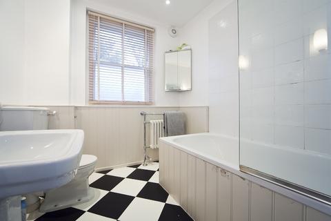 1 bedroom flat to rent, Lawford Road, Kentish Town NW5