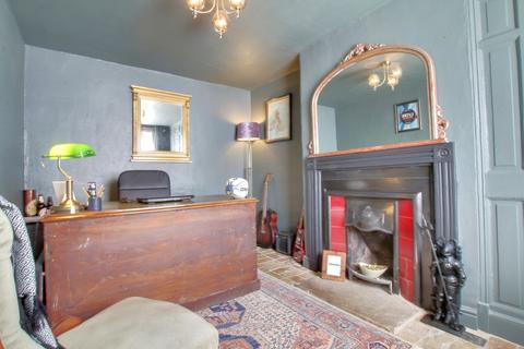 3 bedroom link detached house for sale, New Road