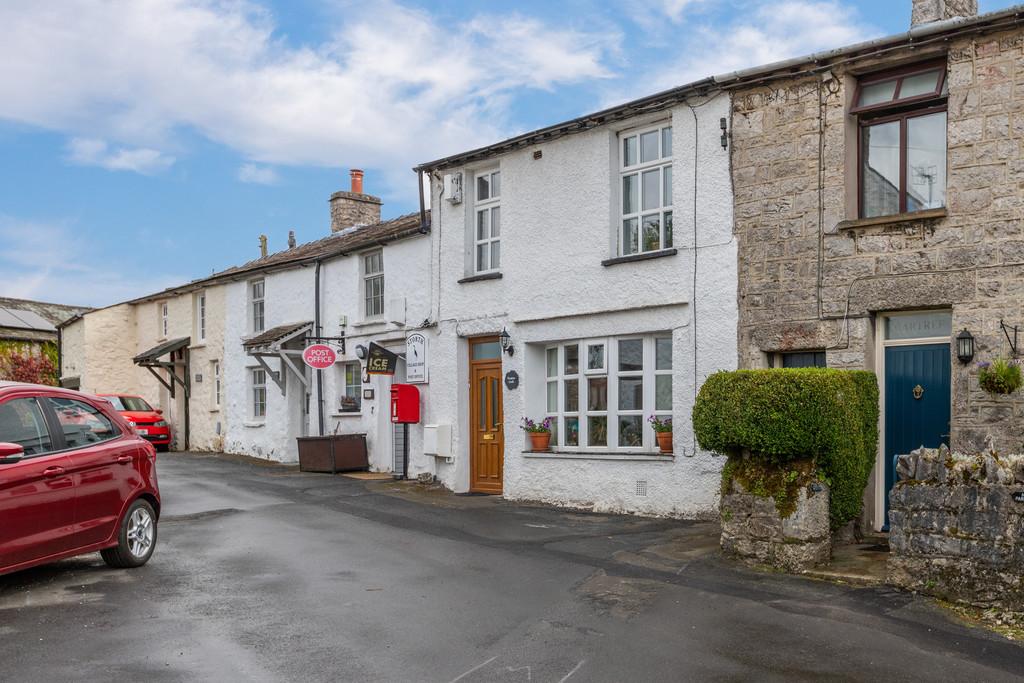 Meadow Croft, Storth Road, Storth, Milnthorpe, LA7 7HT 4 bed terraced