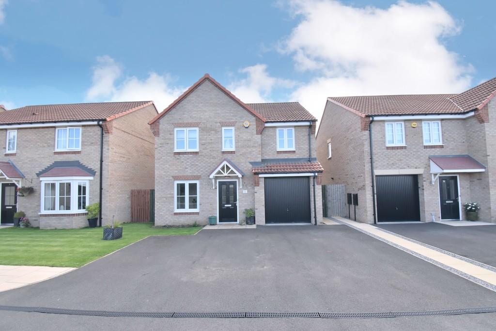 Northallerton Road, Brompton, Northallerton 4 bed detached house for sale £359,950